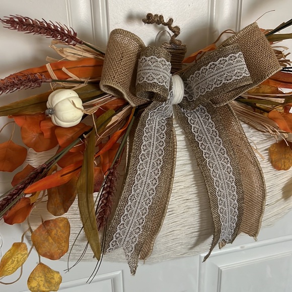 Fall wreath - Picture 3 of 3
